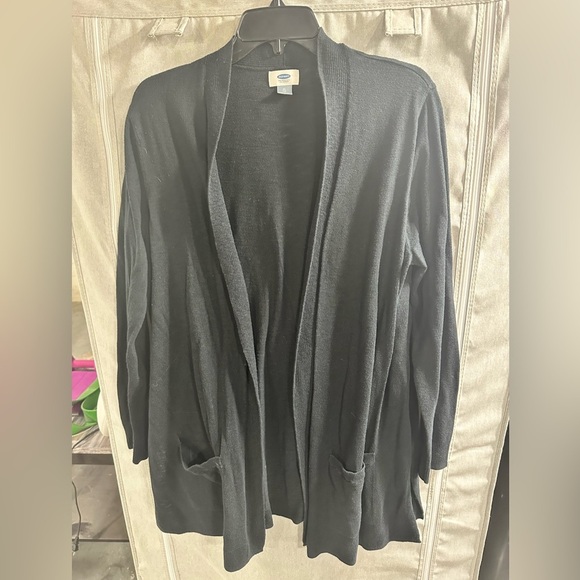 Old Navy Sweaters - Old Navy Black Long Cardigan With Pockets Size XL Knitted Workwear Spring